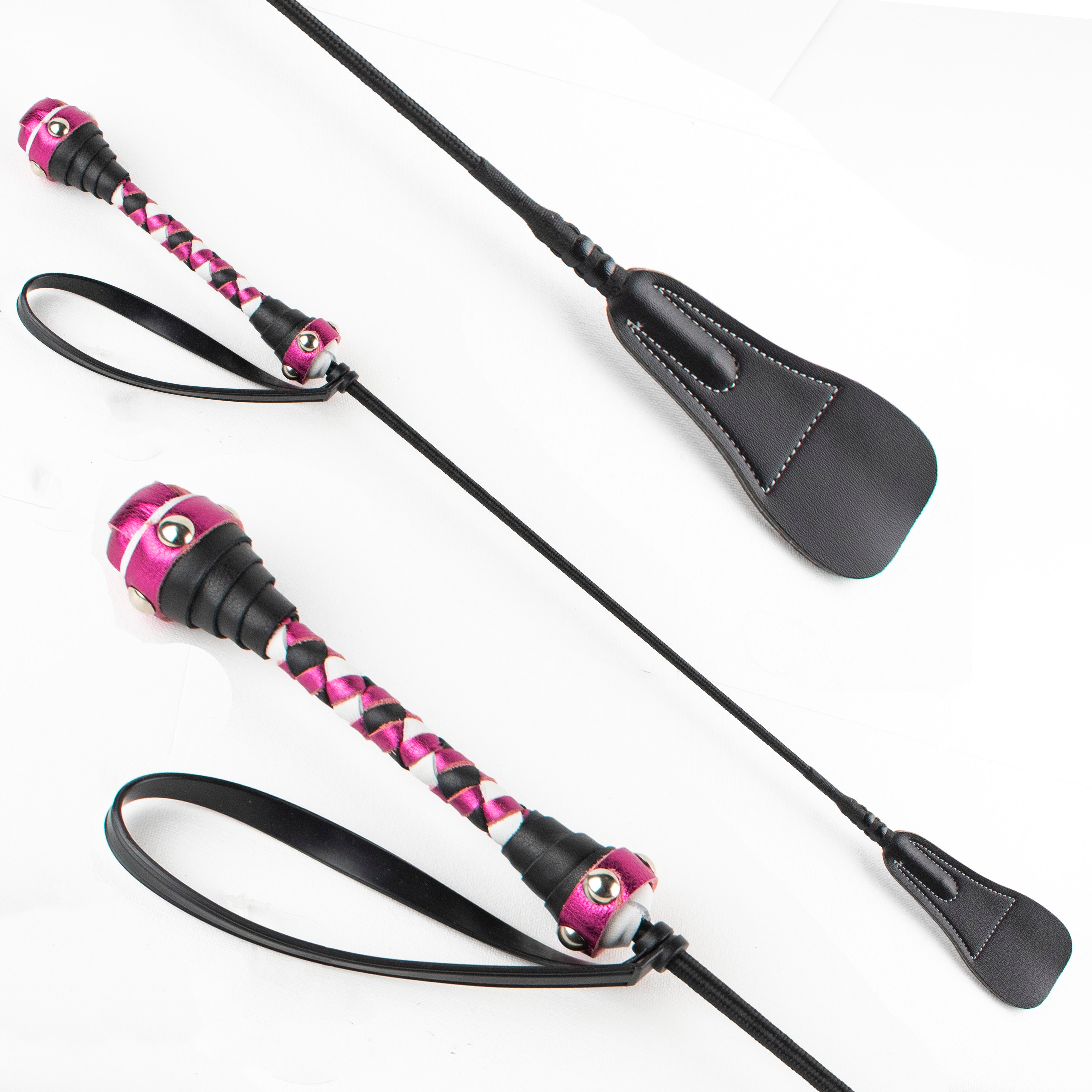 Agreeable Agony 22.5-inch leather riding crop with a sleek handle and durable leather shaft for equestrian training.